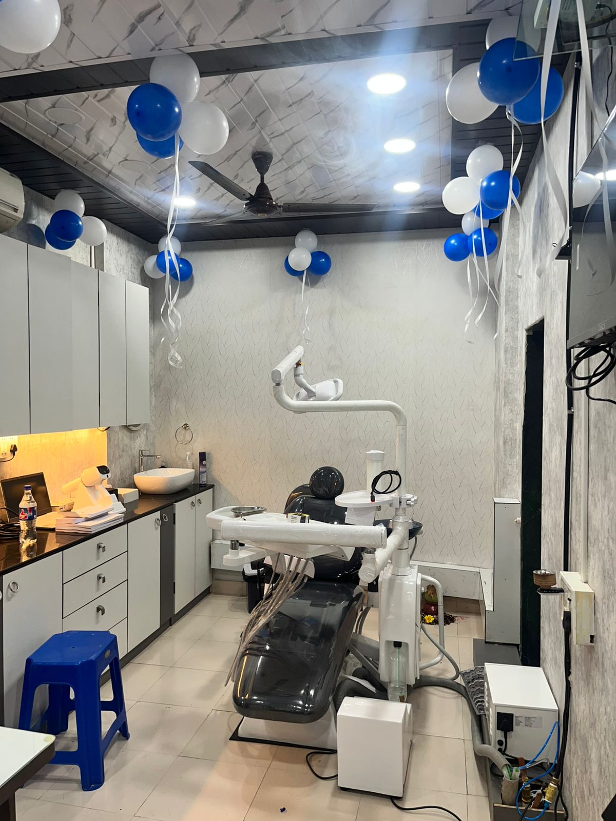 The treatment room at Samah Dental Care in Charai, Thane